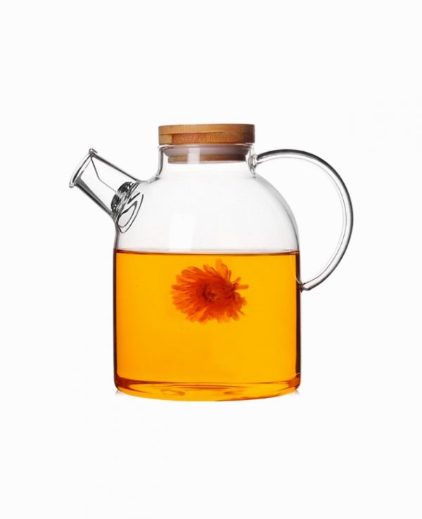 ultimate-teapot-small-glass-pitcher-with-lid-600x738